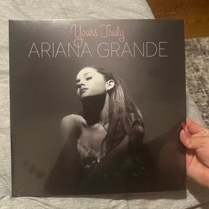 **UNOPENED** Ariana Grande Yours Truly Vinyl